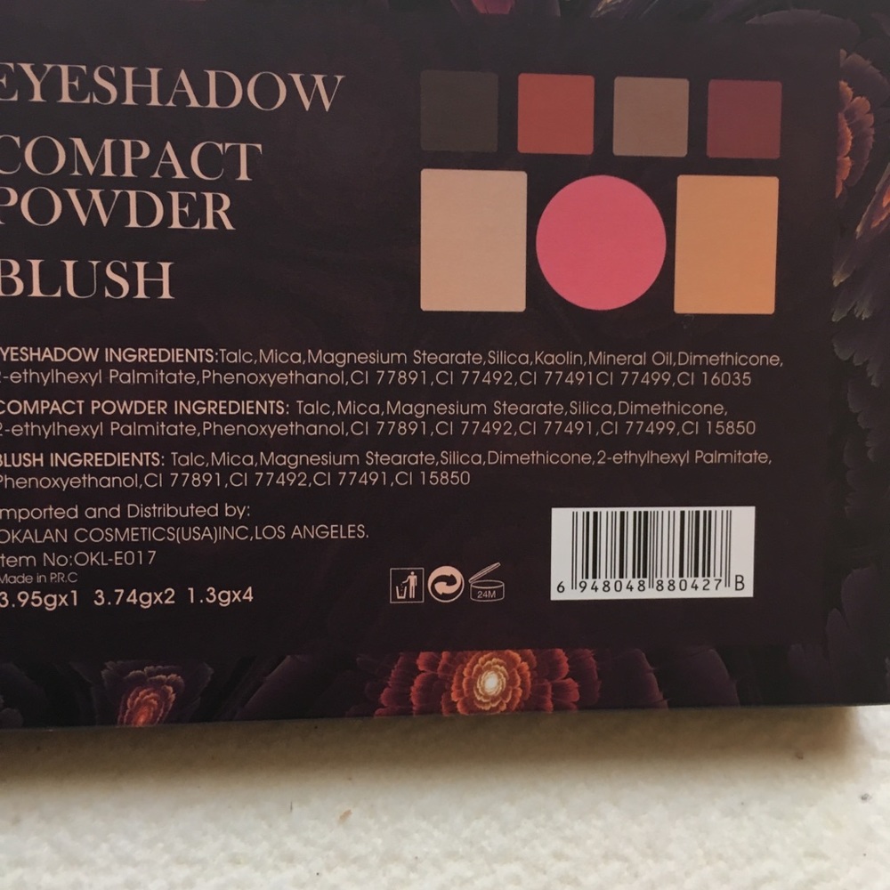 Makeup set - Picture 4 of 4